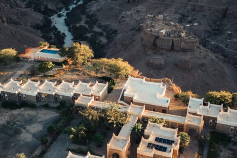 Yemen (Mainland) VI - 4