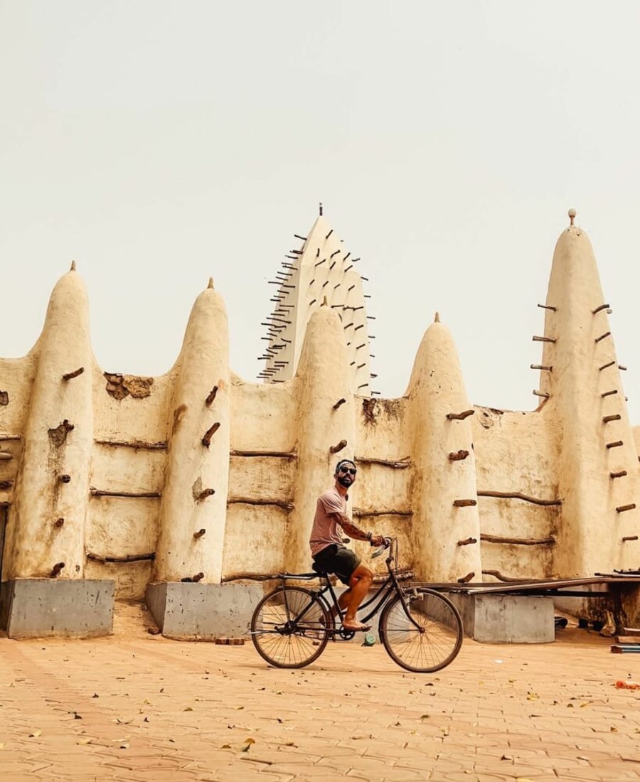 Burkina IV photo 1