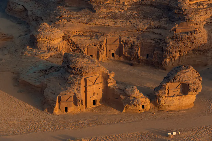 Saudi I photo 2