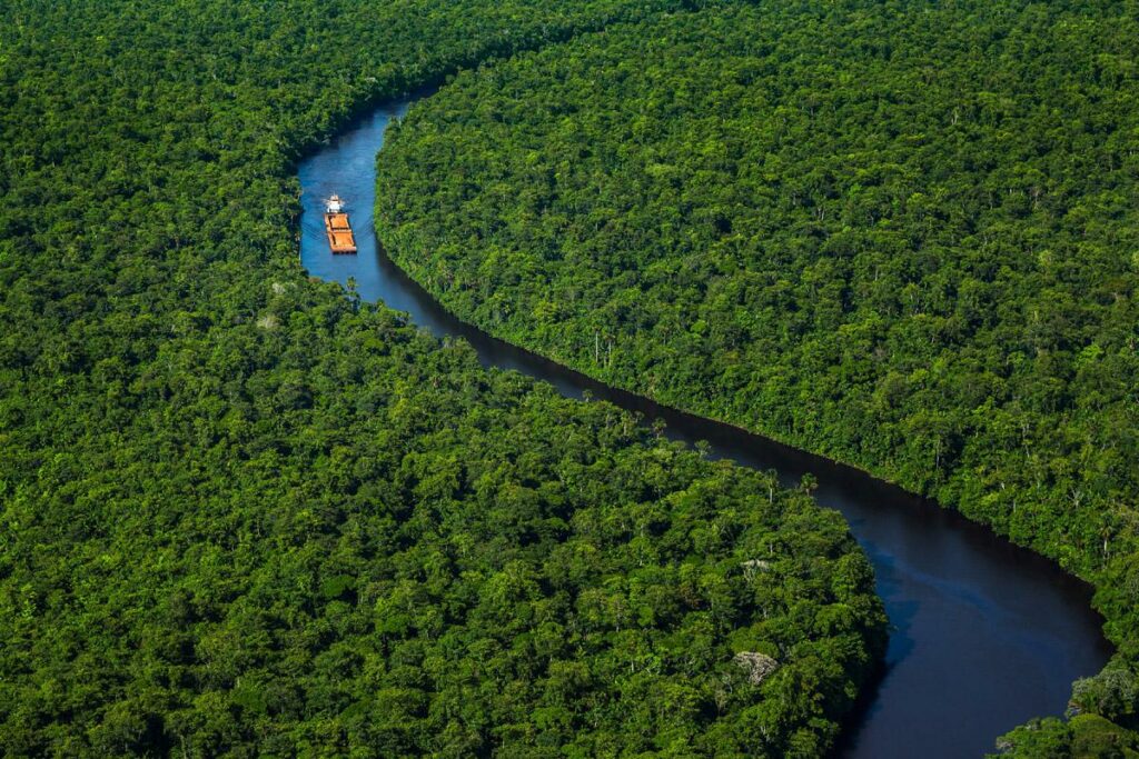 Guianas III photo 2